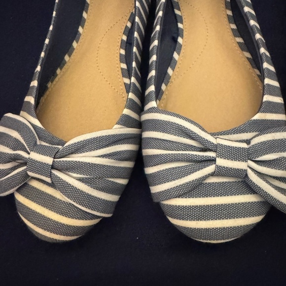 Two Pairs of Ladies Flats by Cato and Time and Tru Size 7.5 - Picture 4 of 13